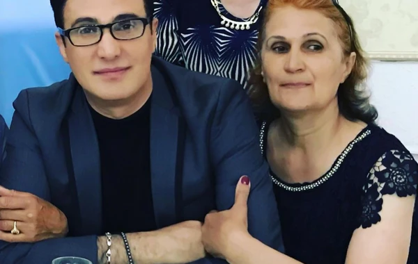 Nadir Qafarzadə xərçəngdən vəfat edən bacısı ilə GÖRÜNTÜLƏRİNİ PAYLAŞDI - FOTO