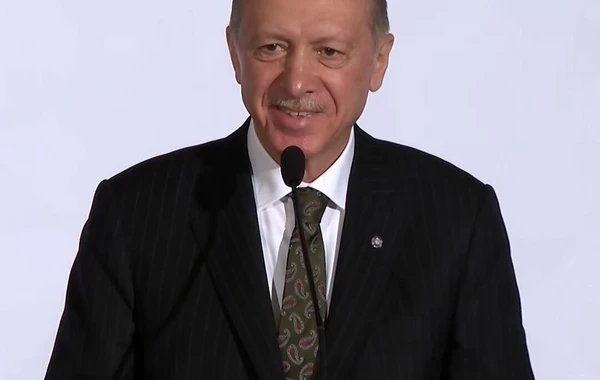 Ərdoğan: “Xanımlarımız yaxşı yola gedir, amma biz səninlə yola getmirik” - VİDEO