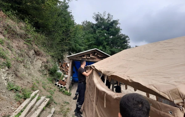 Astarada torpaq sürüşməsi olub - FOTO