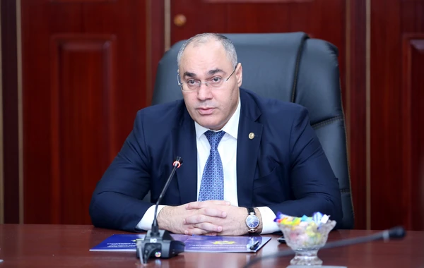 Səfər Mehdiyevin daha bir adamı işdən çıxarıldı - FOTO