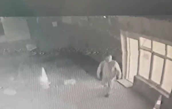 Sumqayıtda oğul atasının mülkünü qəsdlə YANDIRDI - FOTO/VİDEO