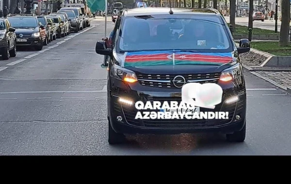 В Берлине прошел автопробег в знак протеста против военных преступлений Армении - ФОТО