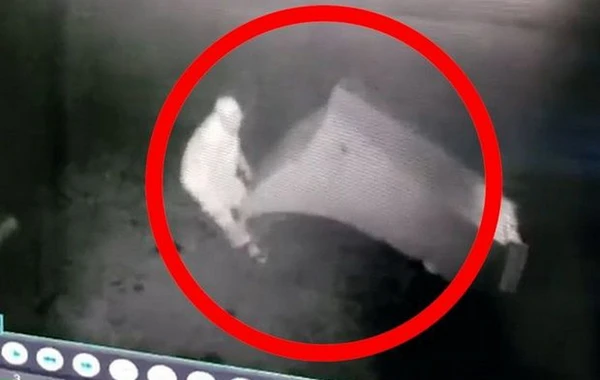 Bakıda içərisində 5400 manat olan ödəmə terminalı oğurlandı - ANBAAN VİDEO