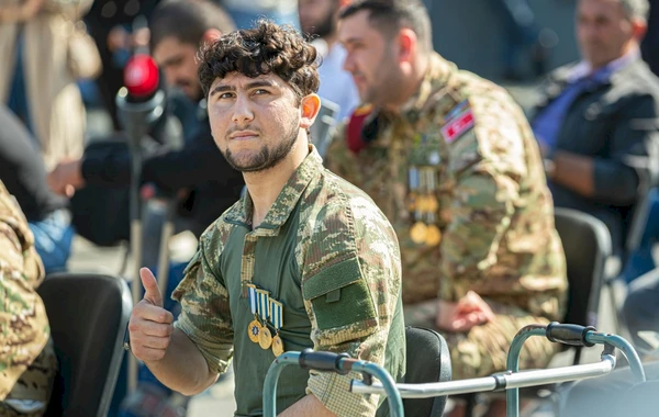 Azərbaycanda bu şəxslərə 20 avtomobil təqdim edilib - FOTO