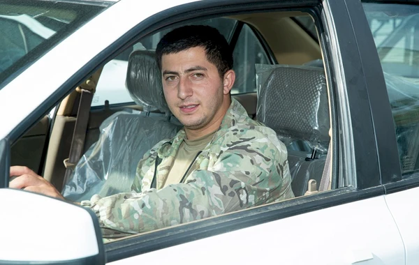 Azərbaycanda bu şəxslərə 20 avtomobil təqdim edilib - FOTO