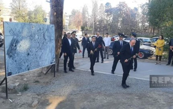 Кямран Алиев посетил в Гяндже место ракетного обстрела - ФОТО