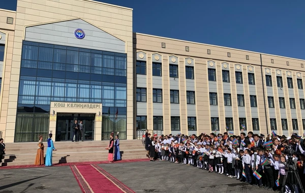 В Бишкеке состоялось открытие школы имени Низами Гянджеви - ФОТО
