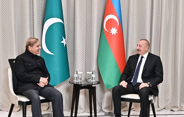 İlham Əliyevin Astanada Pakistanın Baş naziri ilə görüşü olub - YENİLƏNİB
