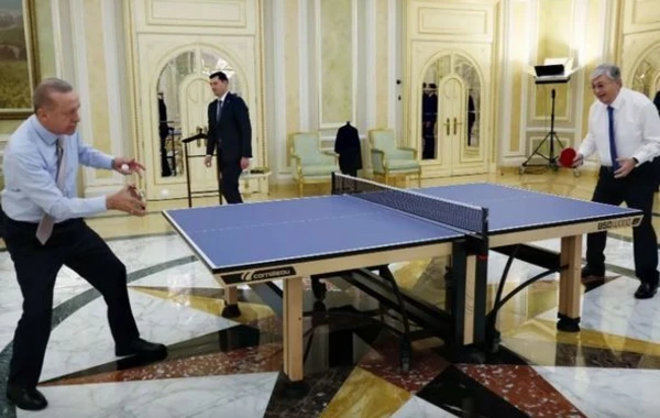 Президенты Турции и Казахстана сыграли в настольный теннис - ФОТО