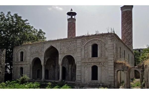 İran dini abidələri məhv edən Ermənistana öz dəstəyini bu gün də davam etdirir - RƏY