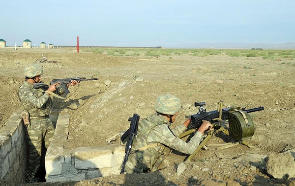 Zakir Həsənov ordumuzun döyüş hazırlığını izləyib tapşırıqlar verdi - FOTO