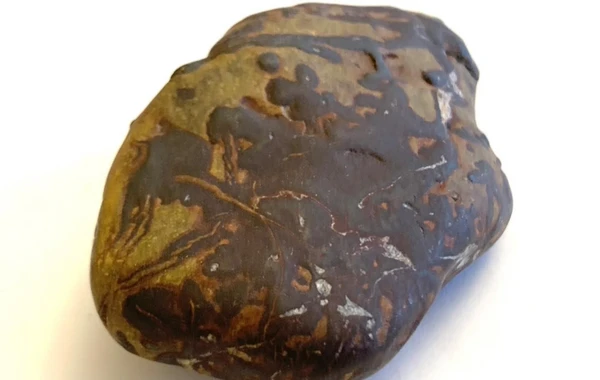 Azərbaycanda meteorit parçası satıldı - QİYMƏTİ - FOTO