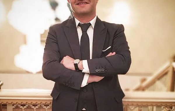Nazirliyin əməkdaşı qəfil öldü - FOTO