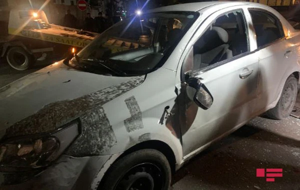 Bakıda iki avtomobil toqquşub, xəsarət alanlar var - FOTO/VİDEO