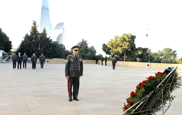 Azərbaycan və Özbəkistan müdafiə nazirlikləri arasında ikitərəfli əməkdaşlıq planı imzalanıb - FOTO