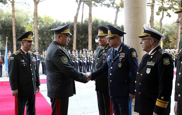 Azərbaycan və Özbəkistan müdafiə nazirlikləri arasında ikitərəfli əməkdaşlıq planı imzalanıb - FOTO