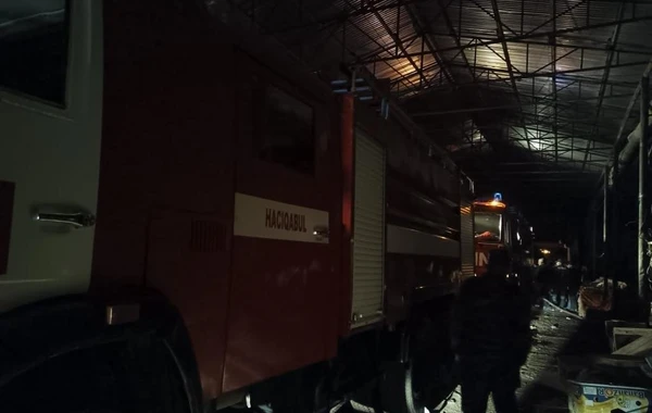 Пожар на рынке в Сабирабаде потушен, есть пострадавшие - ОБНОВЛЕНО + ВИДЕО