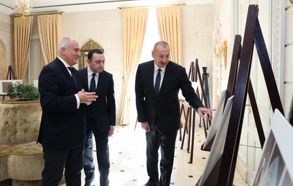 Azərbaycan Prezidenti və Gürcüstanın Baş naziri “Qarabağ xanlığının irsi” sərgisi ilə tanış olublar - FOTO