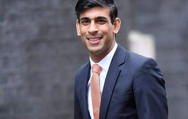 Böyük Britaniyanın yeni baş naziri seçildi