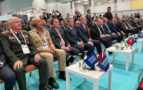 Müdafiə naziri “Saha Expo" sərgisinin açılış mərasimində iştirak edib - FOTO