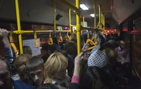 BNA: 179 avtobus ünvana gecikir - SİYAHI