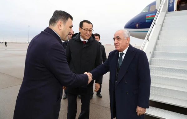 Azərbaycanın Baş naziri Qazaxıstana gedib - FOTO