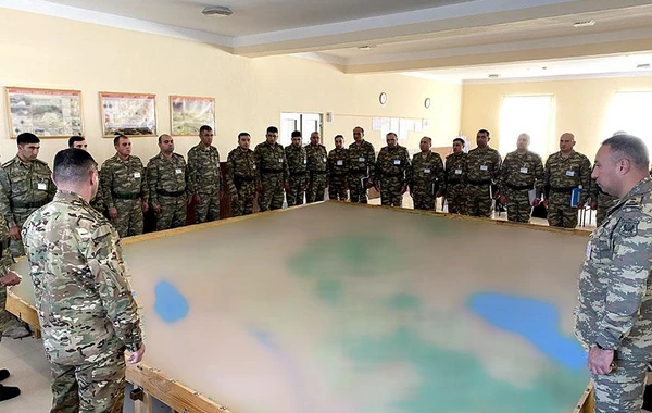 Azərbaycan Ordusunun Raket və Artilleriya Qoşunlarında təlim keçirilib - FOTO/VİDEO