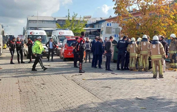 İstanbulda PARTLAYIŞ: Ölən və yaralananlar var - FOTO