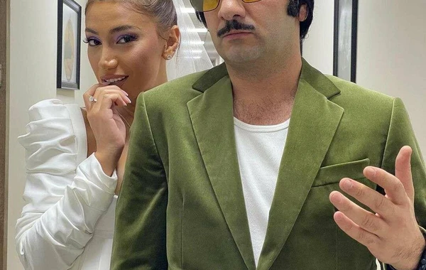 Röya geyimi ilə diqqət mərkəzində - FOTO