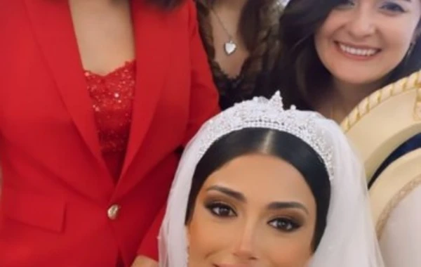 İTV-nin aparıcısının TOYUNDAN GÖRÜNTÜLƏR - FOTO/ VİDEO