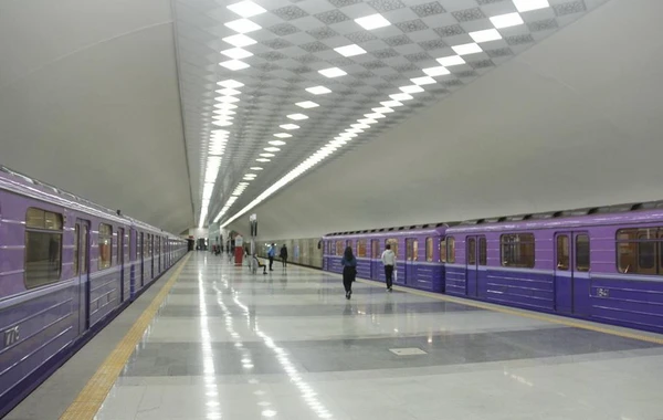 Новшество в бакинском метро: на линию выпущены 7-вагонные составы - ФОТО