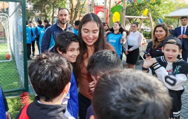 Leyla Əliyevanın iştirakı ilə növbəti abadlaşdırılmış həyətin açılışı olub - FOTO