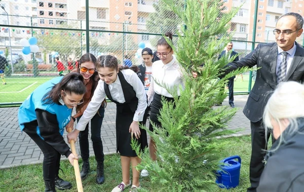 Leyla Əliyevanın iştirakı ilə növbəti abadlaşdırılmış həyətin açılışı olub - FOTO