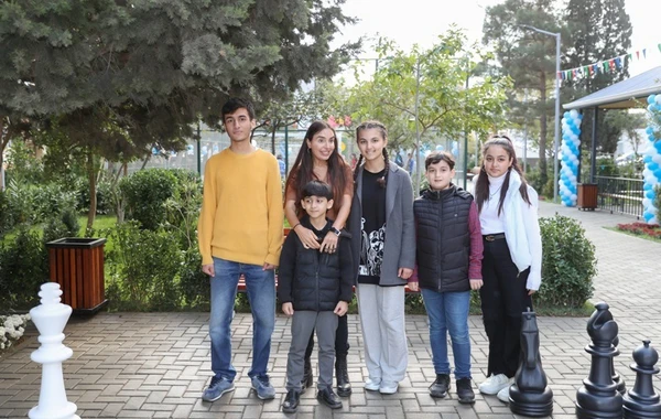 Leyla Əliyevanın iştirakı ilə növbəti abadlaşdırılmış həyətin açılışı olub - FOTO