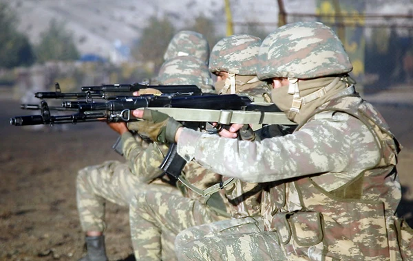 Zakir Həsənov orduya tapşırıq verib - FOTO