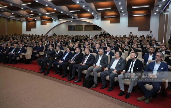 Bakı metrosunda bir sıra struktur dəyişiklikləri baş verib - FOTO