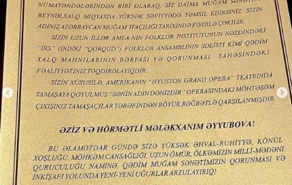 Polad Bülbüloğlu Mələkxanım Eyyubovanı təbrik etdi - FOTO