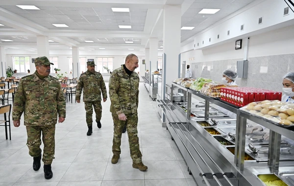 Ильхам Алиев ознакомился с условиями, созданными в новой воинской части в Физулинском районе - ФОТО