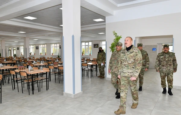 Ильхам Алиев ознакомился с условиями, созданными в новой воинской части в Физулинском районе - ФОТО