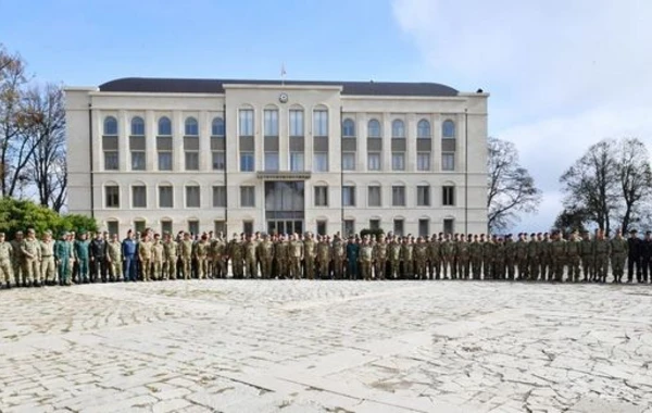 Ильхам Алиев выступил перед военнослужащими в Шуше - ОБНОВЛЕНО + ВИДЕО
