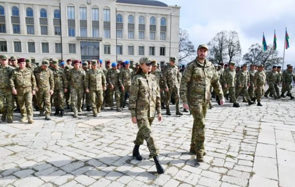Ильхам Алиев выступил перед военнослужащими в Шуше - ОБНОВЛЕНО + ВИДЕО