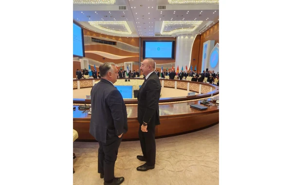 Türk liderlərin Səmərqənddə keçirilən Zirvə Görüşündən maraqlı anlar - FOTOLAR