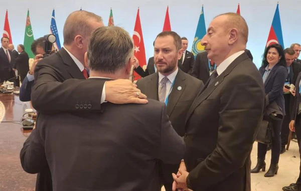 Türk liderlərin Səmərqənddə keçirilən Zirvə Görüşündən maraqlı anlar - FOTOLAR
