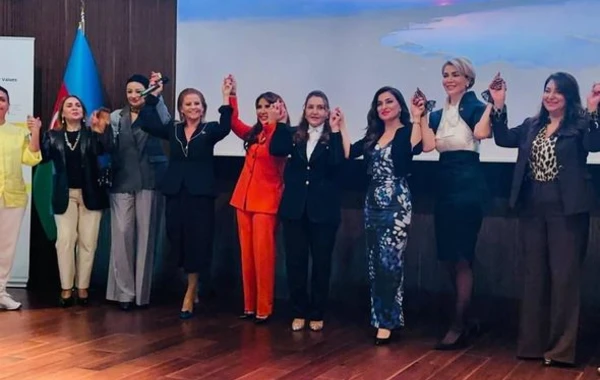 Türk dünyasının qadın sahibkarları 8 Noyabr Azərbaycanın Zəfər Günündə İstanbulda bir araya gəldilər - FOTO