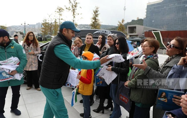 Özbək bloqçu: “Bakı o qədər gözəldir ki, getmək istəmirsən” - FOTO