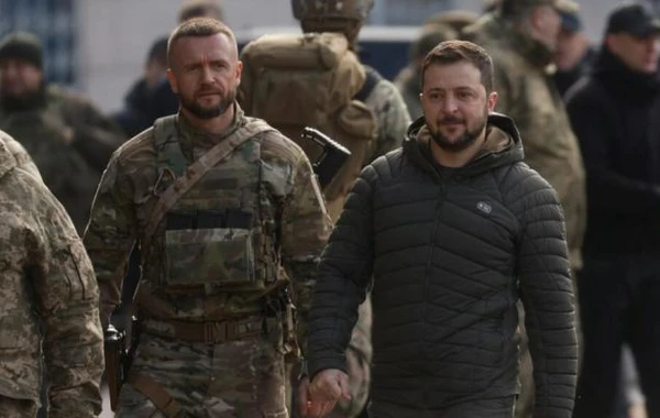 Зеленский прибыл в освобожденный Херсон - ВИДЕО