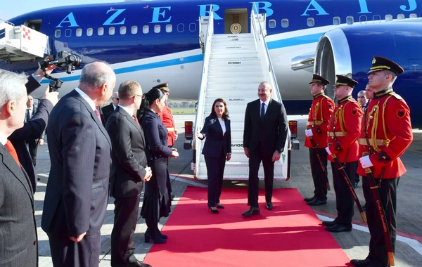 Azərbaycan Prezidenti İlham Əliyev Albaniyaya dövlət səfərinə gedib - FOTO