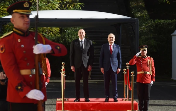 Azərbaycan Prezidentinin Tiranada rəsmi qarşılanma mərasimi olub - FOTO