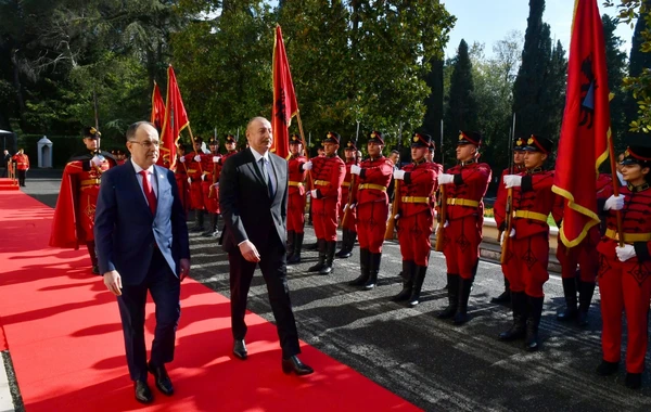 Azərbaycan Prezidentinin Tiranada rəsmi qarşılanma mərasimi olub - FOTO