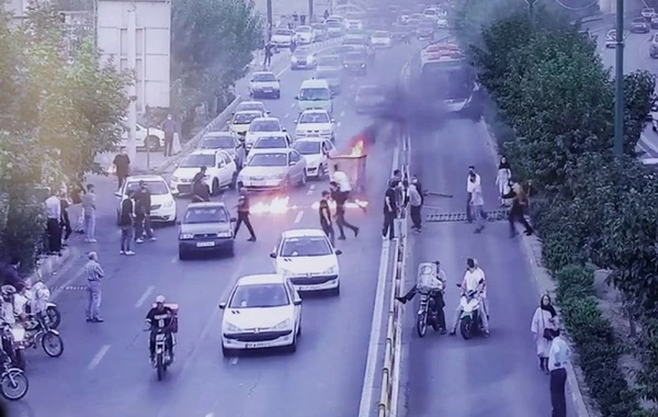İranda terror aktı törədilib, 5 nəfər ölüb
